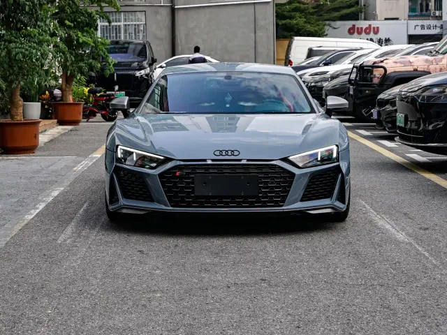 Audi R8 — Фото автомобиля 2