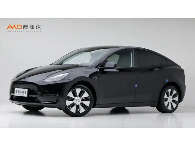 Фотография автомобиля — Tesla Model Y