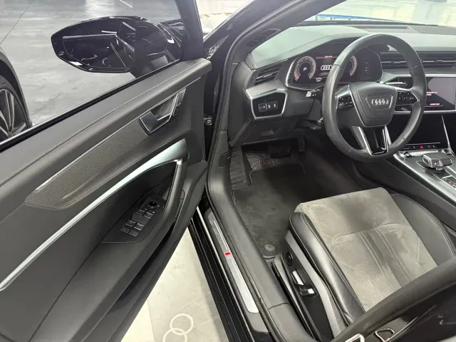 Audi A6L — Фото автомобиля 4