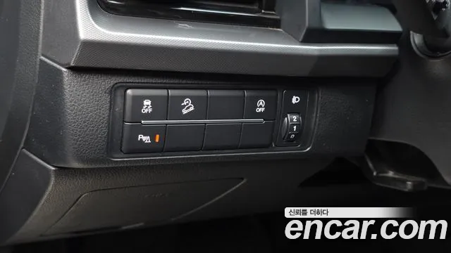 KG_Mobility_Ssangyong Rexton Новый Rexton Sport Дизель 2.2 4WD — Фото автомобиля 24