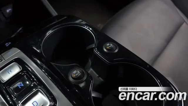 Hyundai Tucson Tucson (NX4) Дизель 2.0 4WD — Фото автомобиля 18