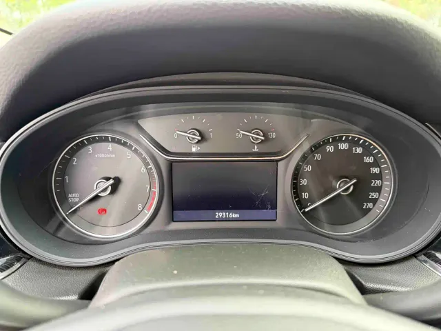 Buick Regal — Фото автомобиля 6