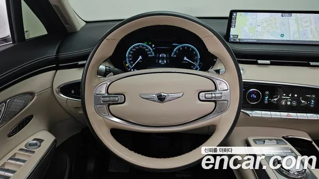 Genesis GV70 — Фото автомобиля 12