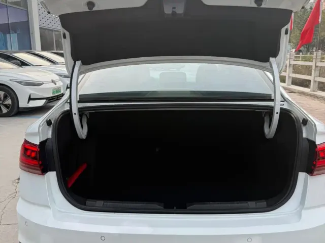 Volkswagen Bora 2023 200TSI DSG Comfort Edition — Фото автомобиля 11