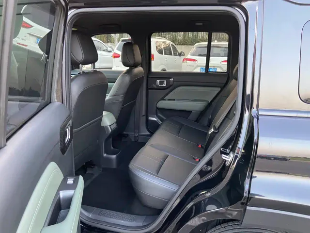 Baojun Yep Plus — Фото автомобиля 9