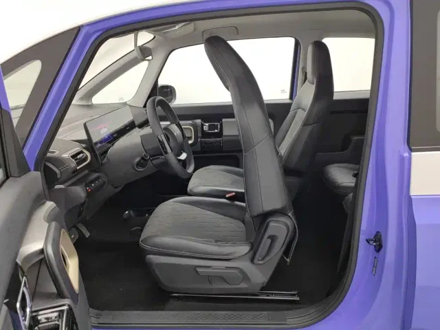Baojun KiWi EV — Фото автомобиля 10