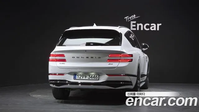 Genesis GV80 — Фото автомобиля 4