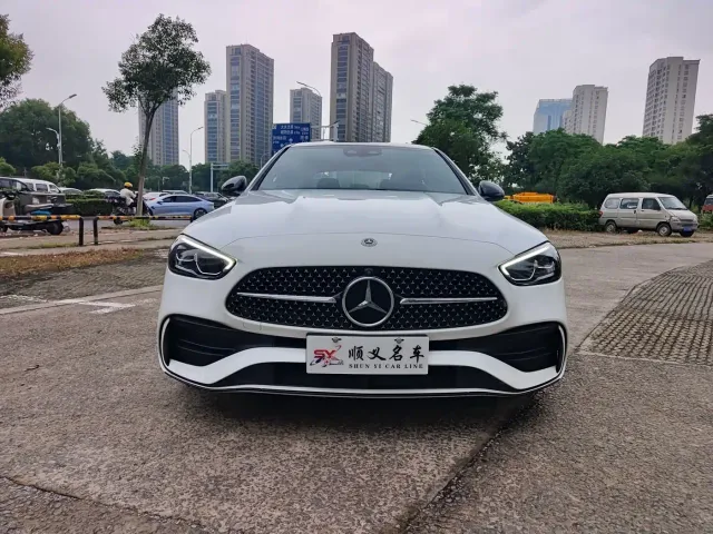 Mercedes-Benz C-Class — Фото автомобиля 2