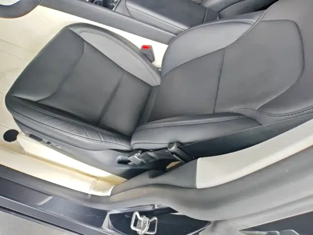 Tesla Model Y — Фото автомобиля 14