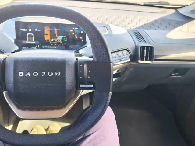 Baojun KiWi EV — Фото автомобиля 8