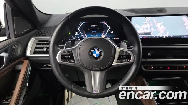 BMW X6 xDrive40i M Sport — Фото автомобиля 14