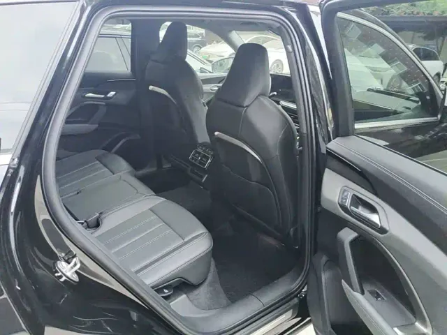 Audi Q5L — Фото автомобиля 11