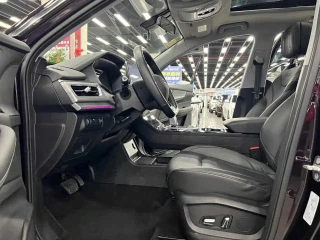 Chery Tiggo 8 — Фото автомобиля 4