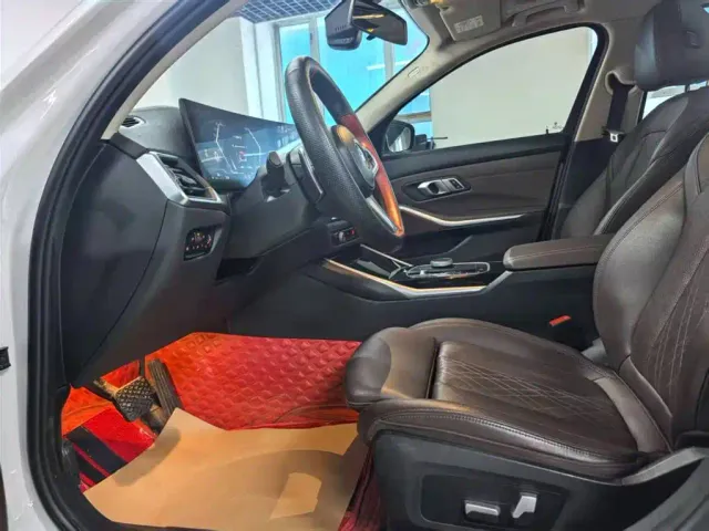BMW 3 Series — Фото автомобиля 6
