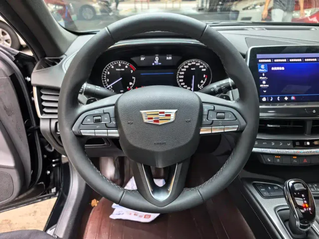 Cadillac CT5 — Фото автомобиля 6