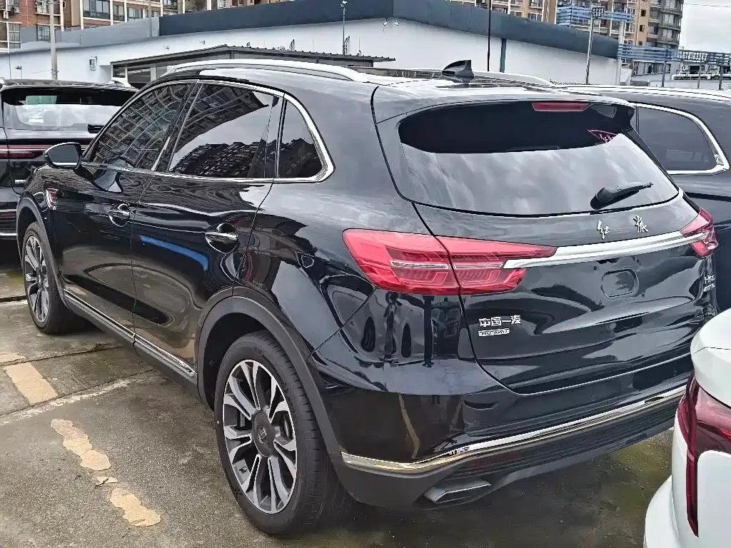 Hongqi Hongqi HS5 2022 2.0T Smart Connect Flagship AWD Edition — Фото автомобиля 15