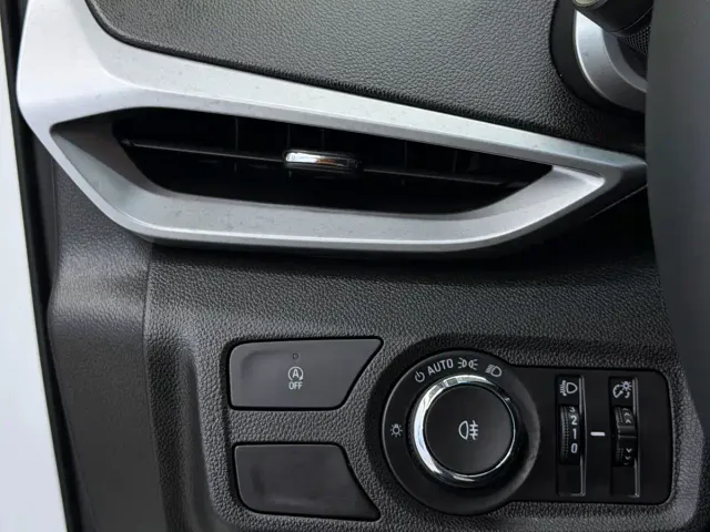 Chevrolet Orlando — Фото автомобиля 14