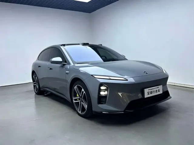 Nio ET5 Touring — Фото автомобиля 2