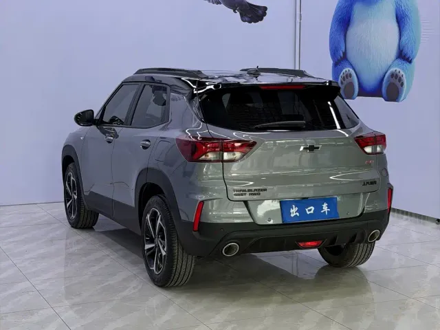Chevrolet Trailblazer — Фото автомобиля 6