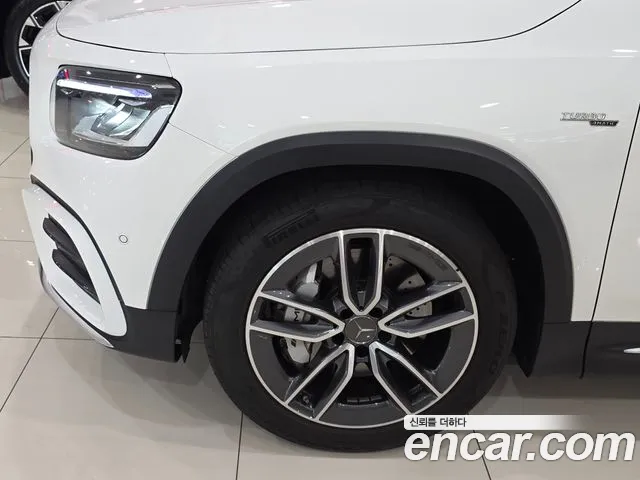 Mercedes-Benz GLB-Class — Фото автомобиля 5