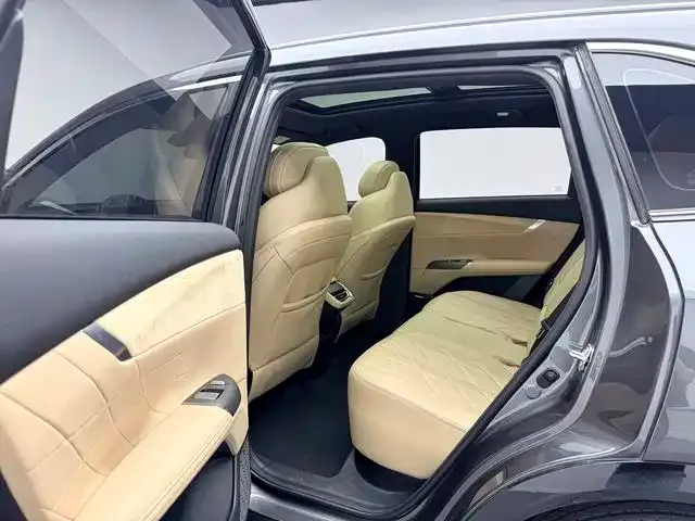 Changan CS75 Plus — Фото автомобиля 14