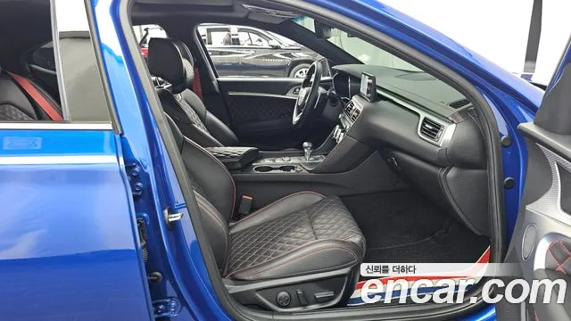 Genesis G70 Новый G70 Бензин 3.3T 4WD — Фото автомобиля 11