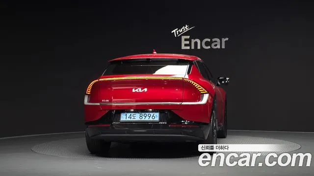 Kia EV6 — Фото автомобиля 4