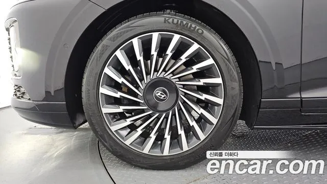 Hyundai Grandeur GN7 — Фото автомобиля 5