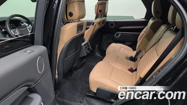 Land Rover Discovery — Фото автомобиля 12