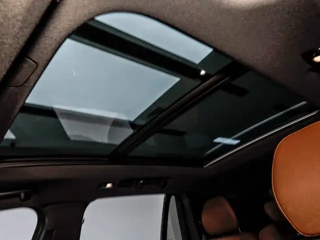 Volvo XC90 — Фото автомобиля 17