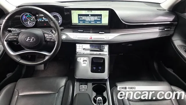Hyundai Grandeur Grandeur (New) Hybrid — Фото автомобиля 10