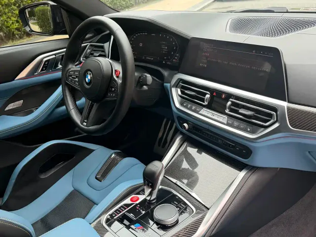 BMW M4 — Фото автомобиля 14