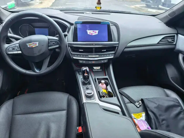 Cadillac CT5 — Фото автомобиля 9