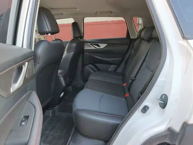 Changan CS35 Plus — Фото автомобиля 16