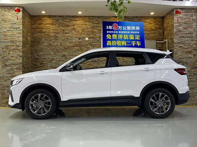 Geely Binyue — Фото автомобиля 3