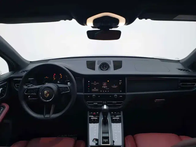 Porsche Macan — Фото автомобиля 20