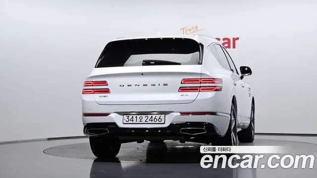 Genesis GV80 2.5T Бензин AWD — Фото автомобиля 4