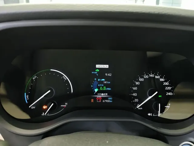 Toyota Sienna — Фото автомобиля 17