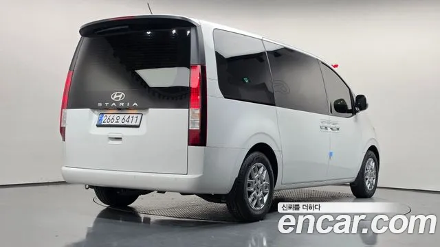 Hyundai Staria — Фото автомобиля 2