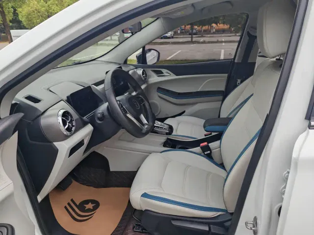 BYD Yuan Pro — Фото автомобиля 4