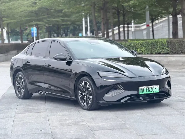 BYD Seal — Фото автомобиля 3
