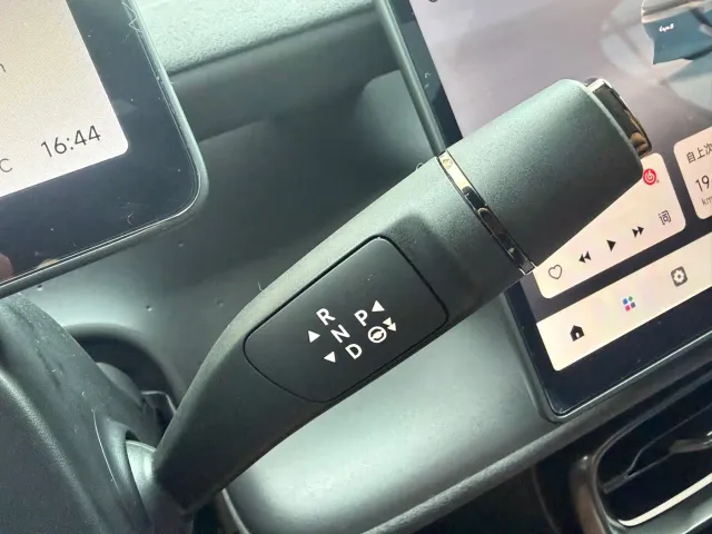Leapmotor Lafa 5 — Фото автомобиля 19