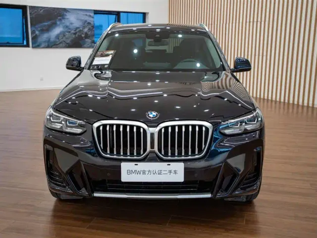 BMW X3 — Фото автомобиля 3