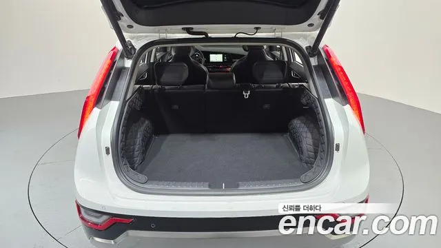 Kia Niro The All New — Фото автомобиля 22
