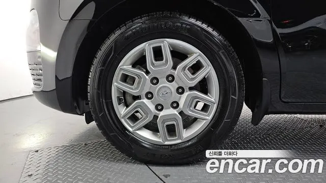Hyundai Staria Staria Карго 5 мест — Фото автомобиля 3