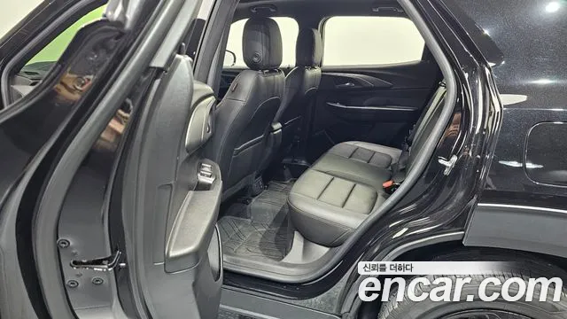 Chevrolet Trailblazer — Фото автомобиля 25
