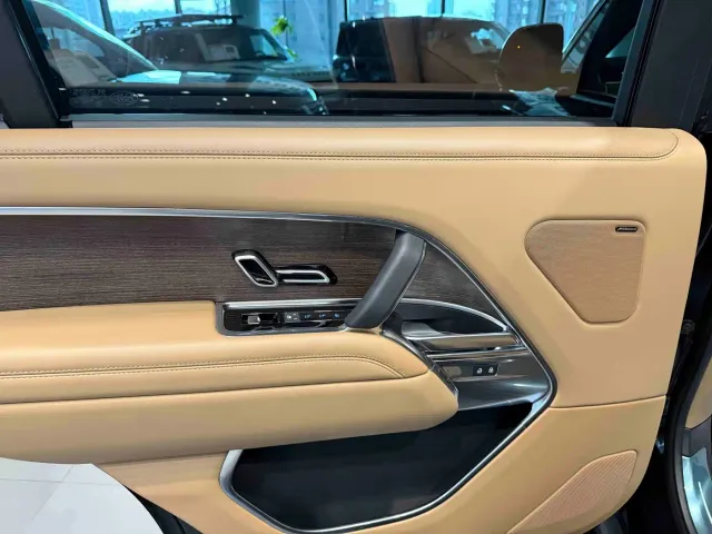 Land Rover Range Rover — Фото автомобиля 14