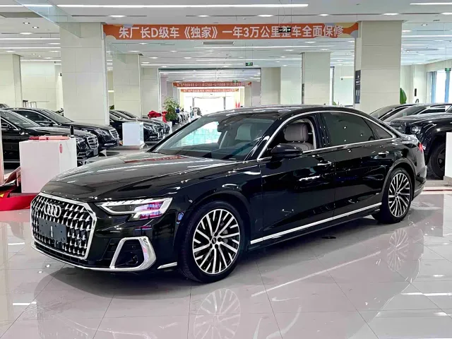 Фотография автомобиля — Audi A8