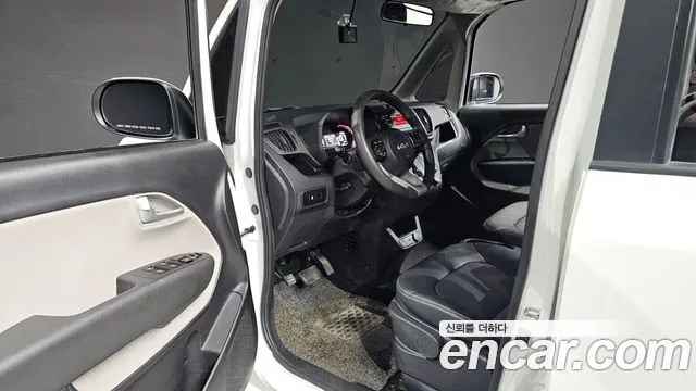 Kia RAY Новый Kia Ray Фургон — Фото автомобиля 10