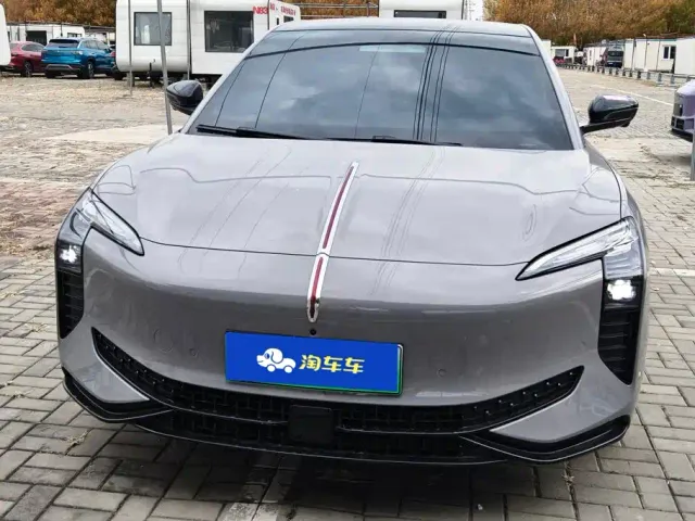 Hongqi EH7 — Фото автомобиля 2